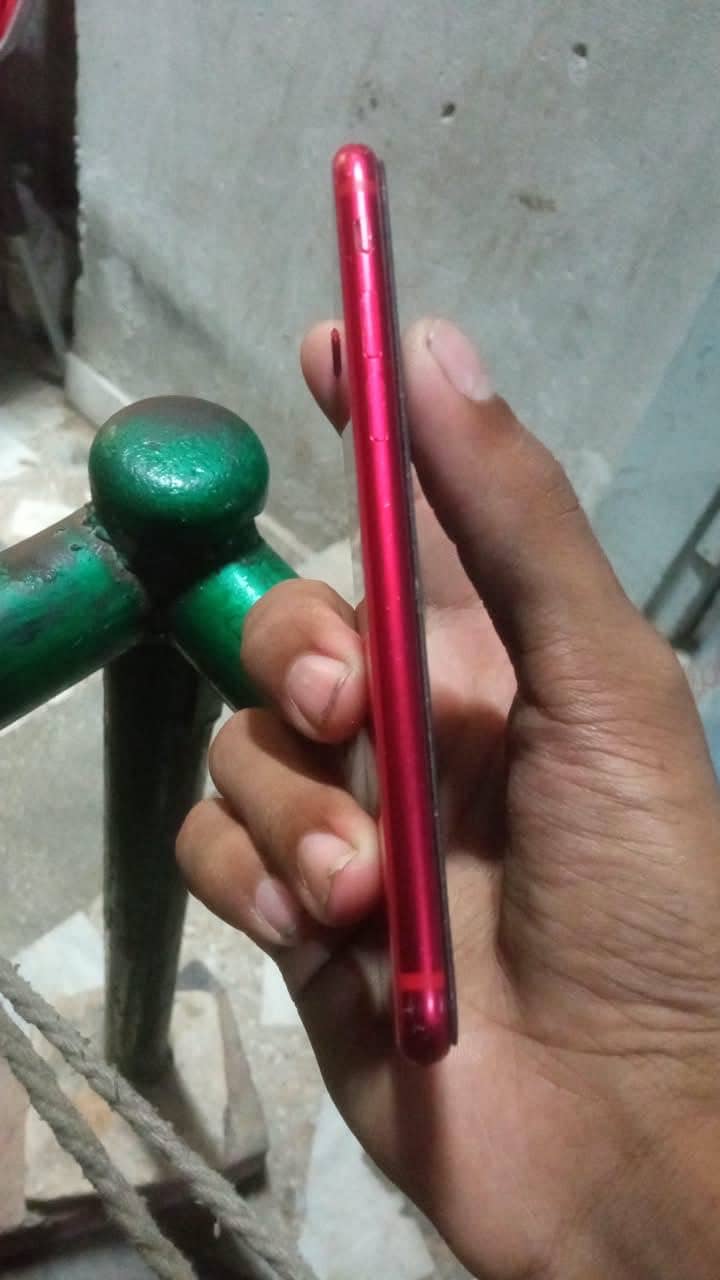 Apple iPhone SE 4