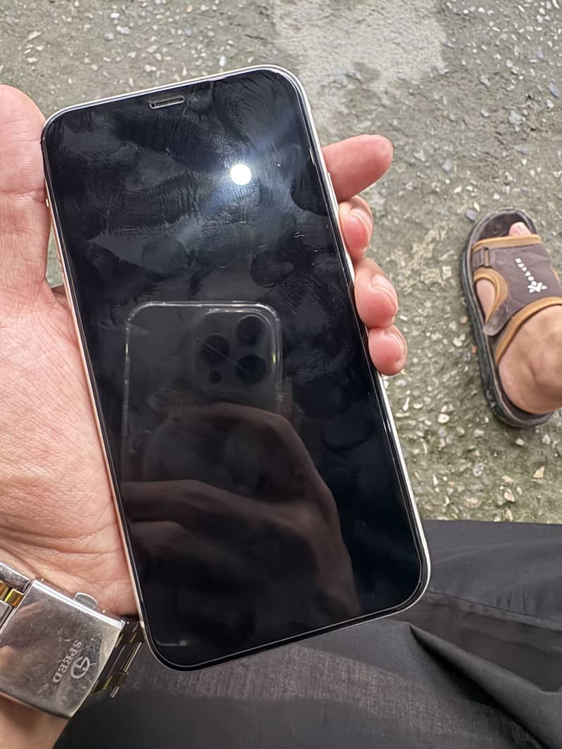 Apple iPhone 11 2