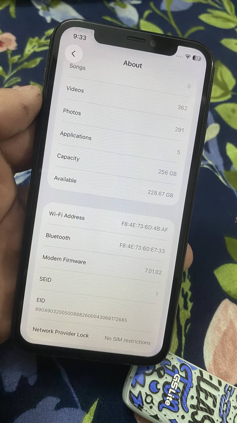 Apple iPhone 11 Pro 2
