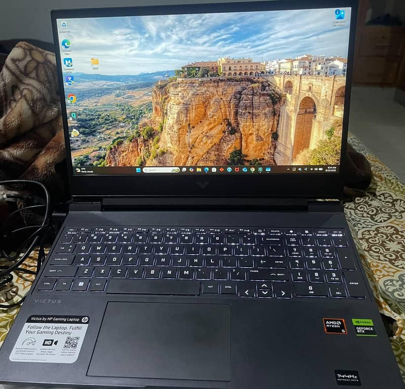 hp amd Ryzen 5 5