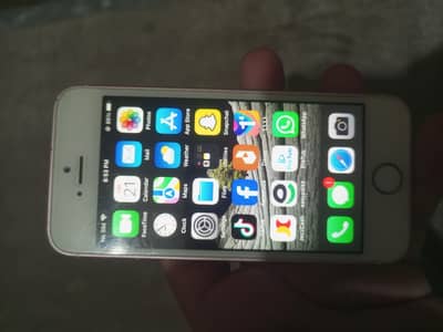 Apple iPhone SE