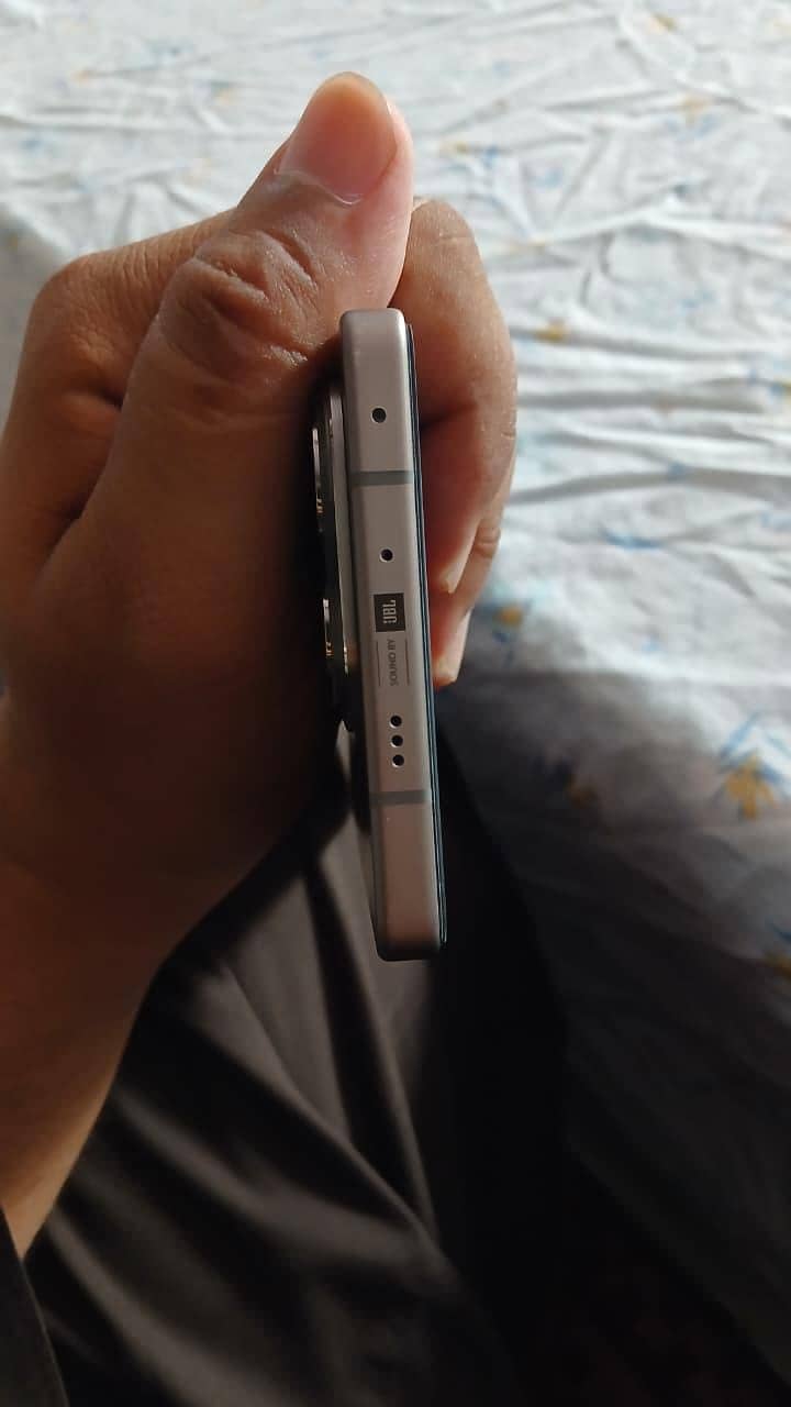 Infinix Note 50 Pro 5
