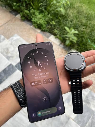 Samsung Mobile S26 Ultra With Galaxy Ultra watch