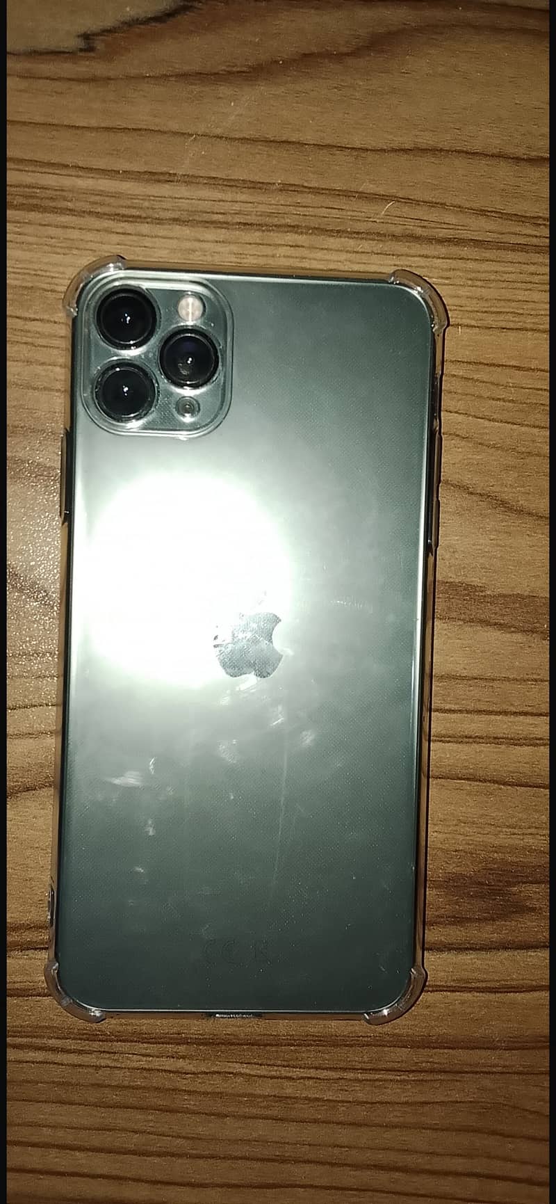 iPhone 11 Pro Max 4
