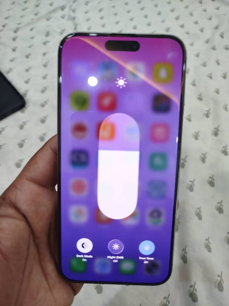 Apple iPhone 15 Pro Max 0