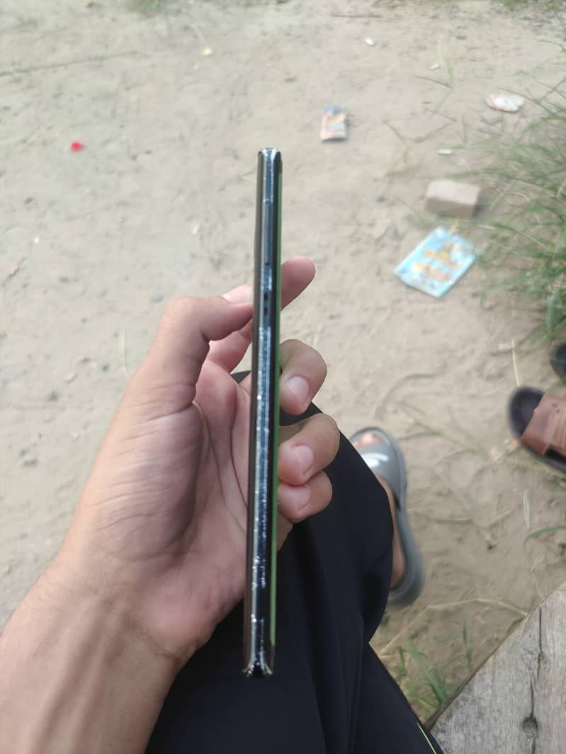 Samsung Mobile Note 9 6