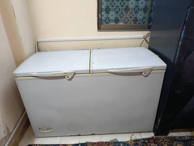 Waves 15 CC chest freezer