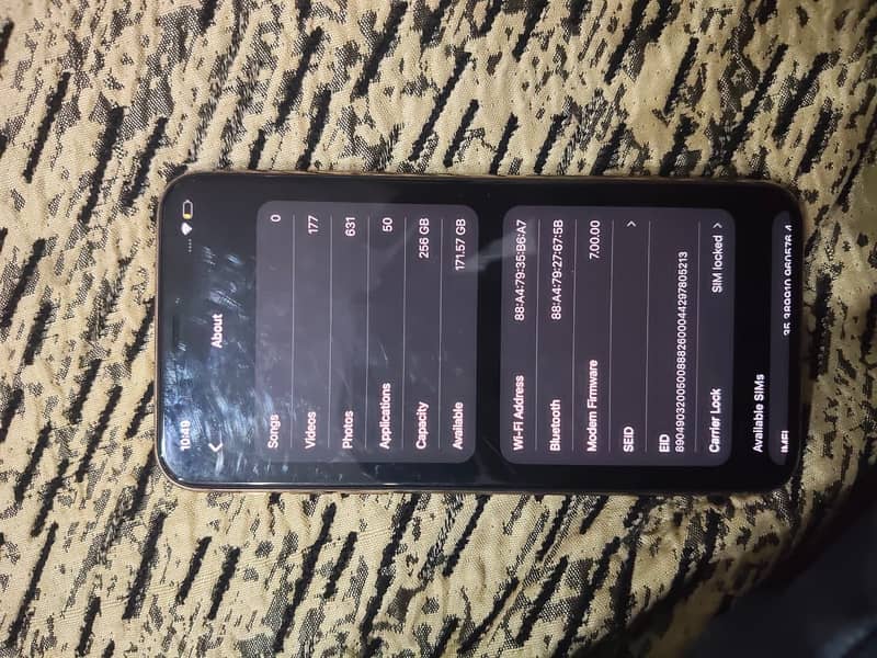 iPhone 11 Pro Max 1