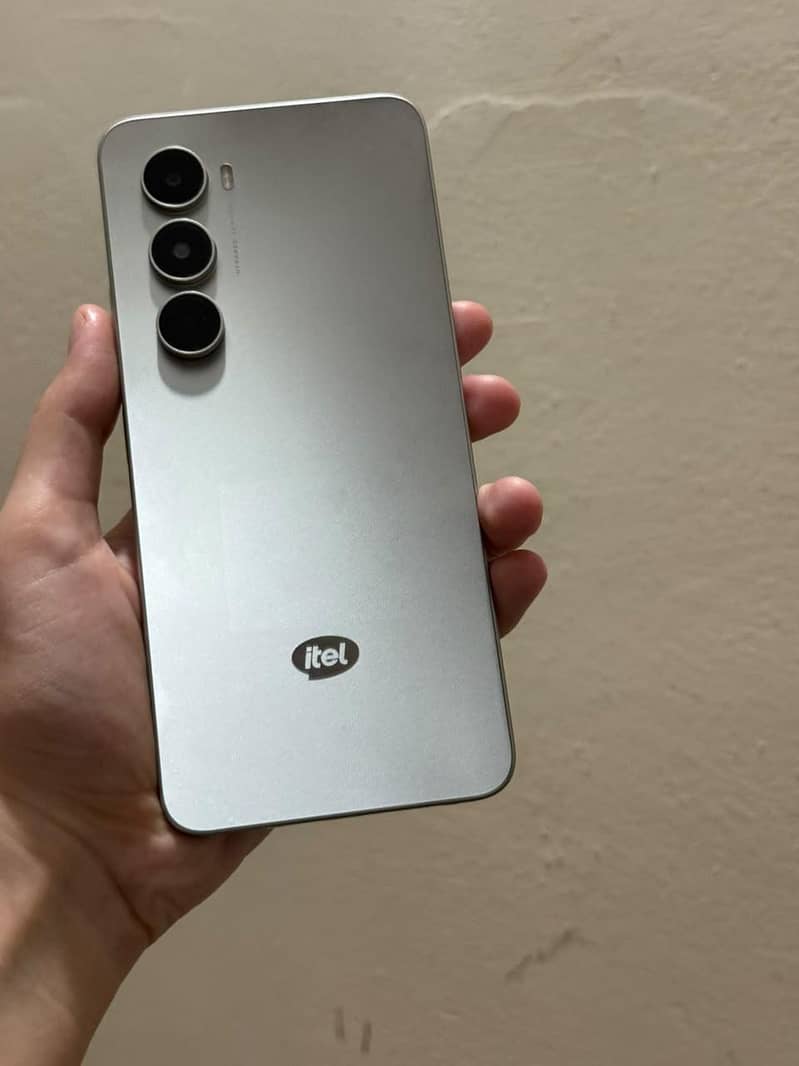 Itel A100 4