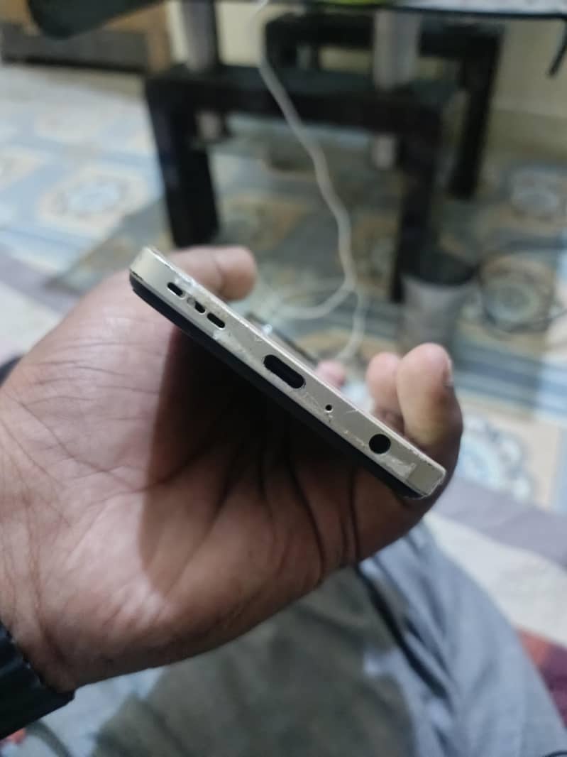 VGO TEL Note 24 3