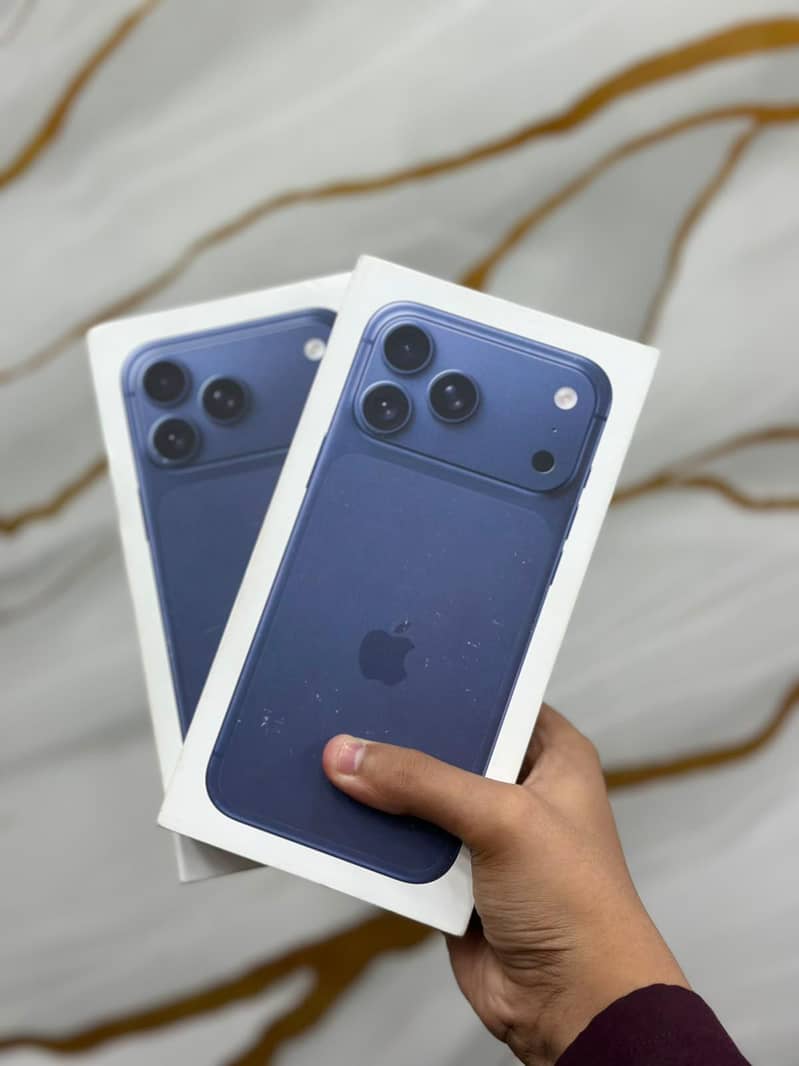 Apple iPhone 17 Pro Max 0