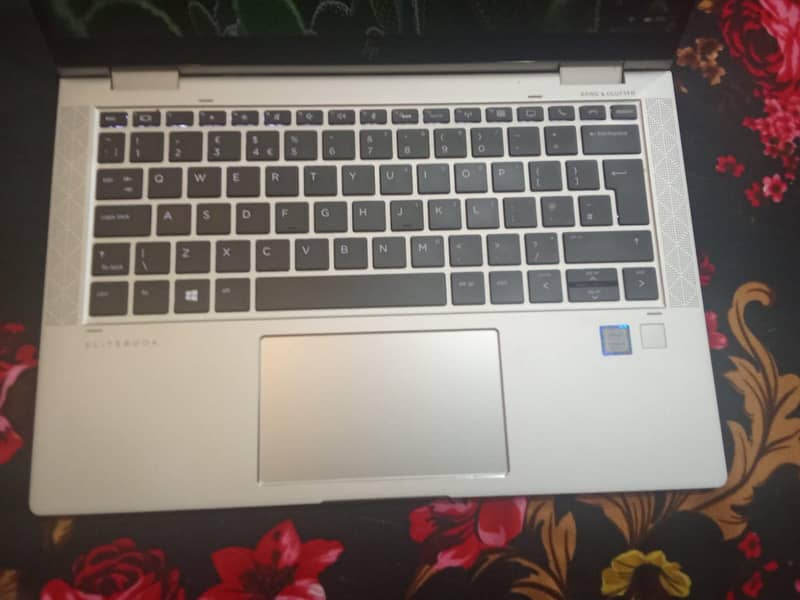 8th Generation Laptop 0