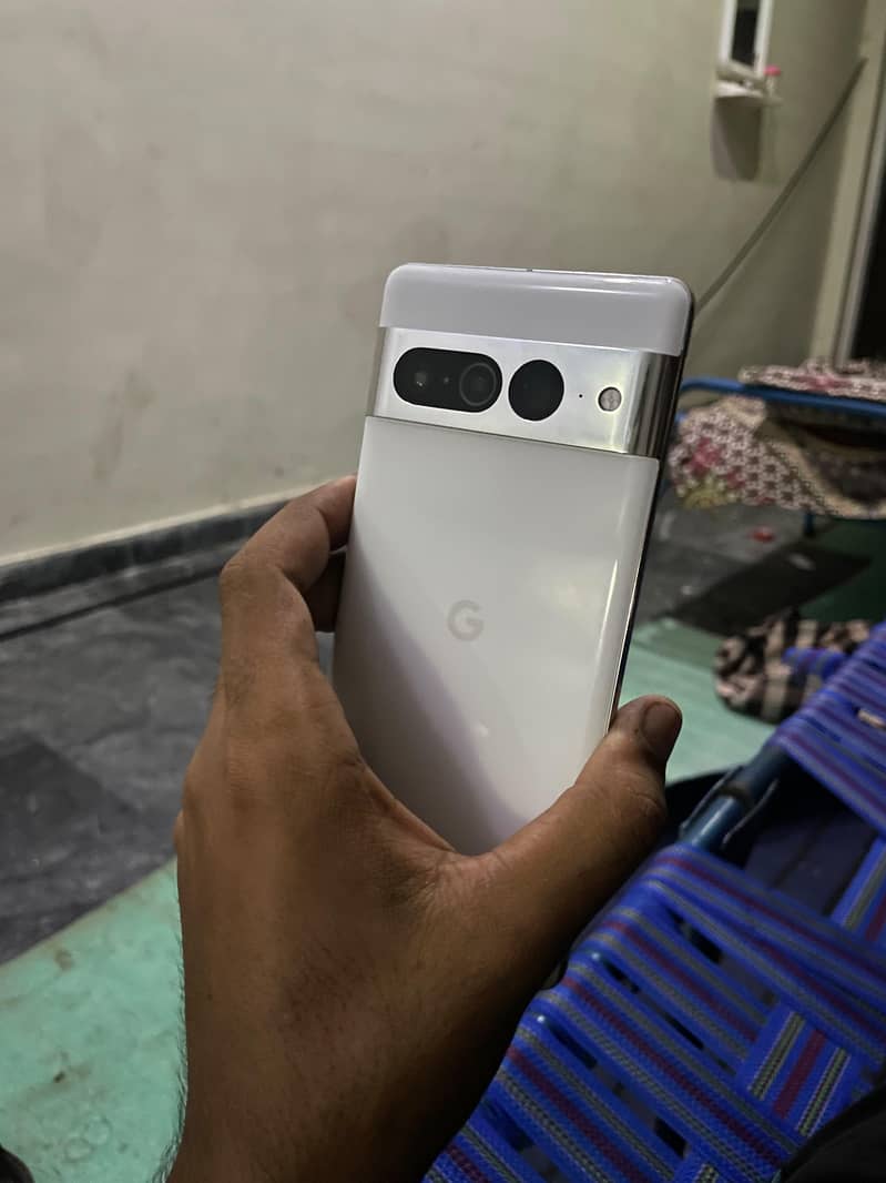 Google Pixel 7 Pro 2