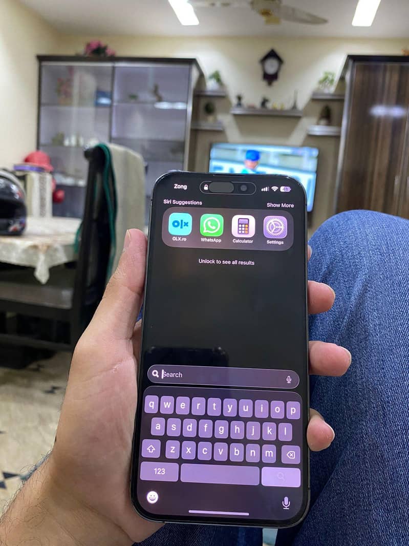 Apple iPhone 14 Pro Max 8