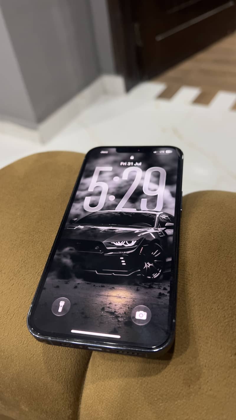 Apple iPhone 13 Pro 1