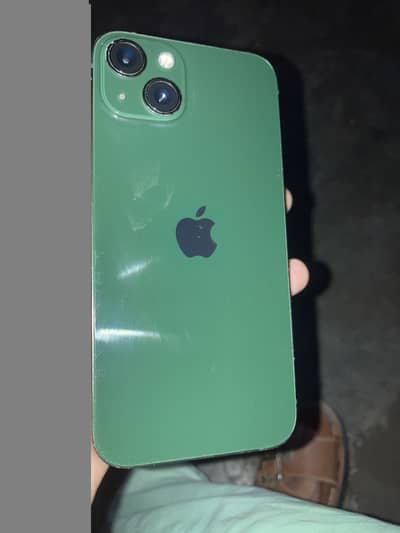 Apple iPhone 13