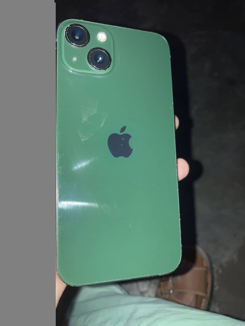 Apple iPhone 13 0
