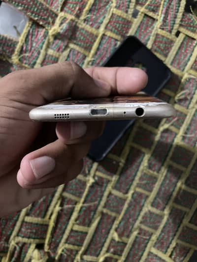 Samsung Mobile C5 panel battery needs replacing
