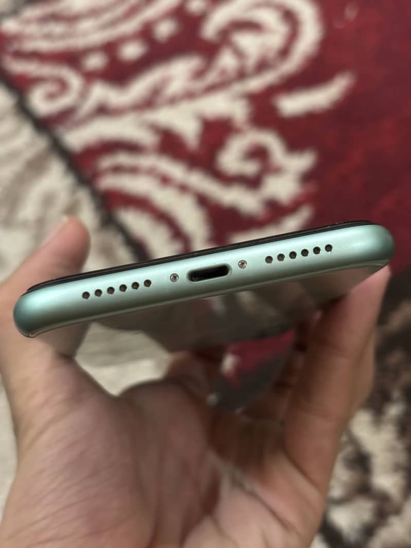 Apple iPhone 11 1