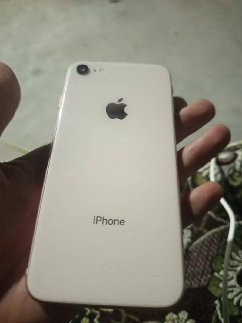 Apple iPhone 8 3