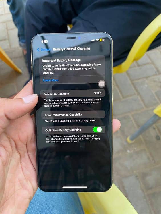iPhone XS Max 4