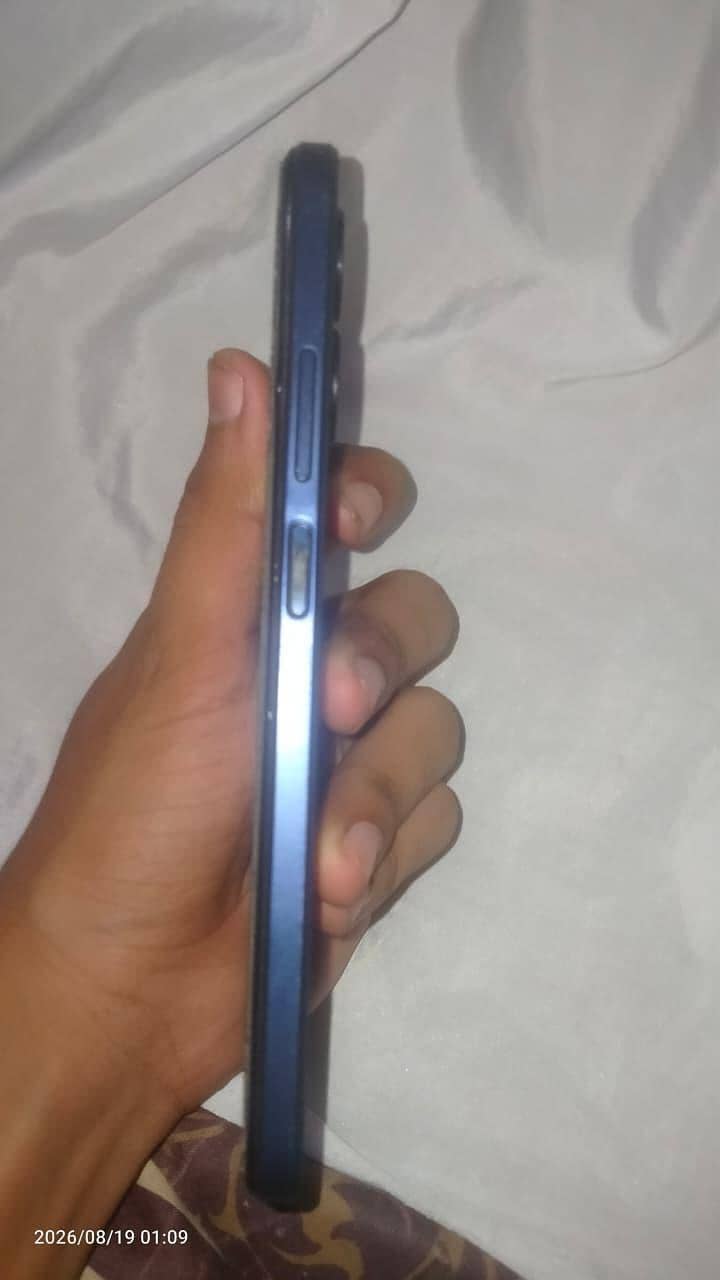 OPPO A17 1