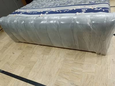 King size bubble bed