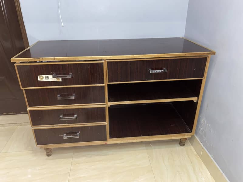 Dressing table 2
