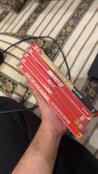 NINTENDO SWITCH 2 WITH GAMES [COMPLETE ACCESSORIES AND BOX INCLUDED]