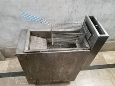 Deep fryer for Roll/Chips/Samosa/Zingers
