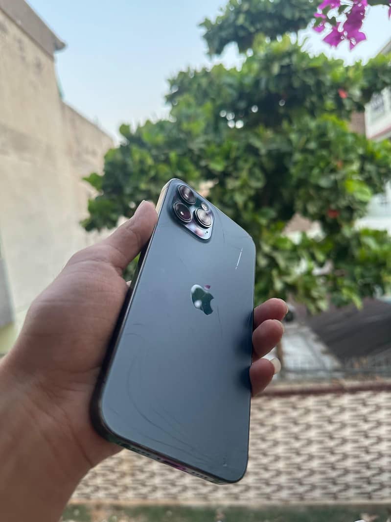 Apple iPhone 12 Pro Max 5