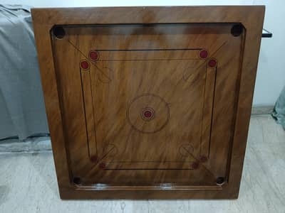 carrom wood border 40" by 40" almost new best gift