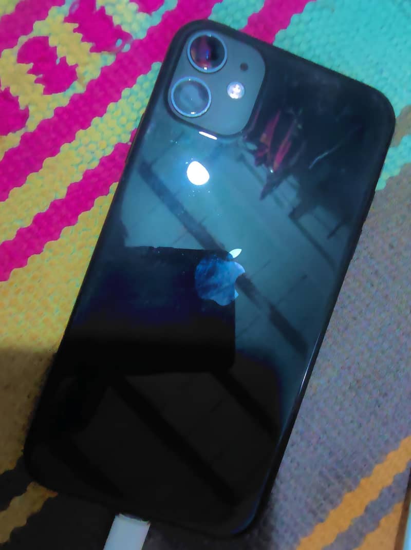 Apple iPhone 11 0
