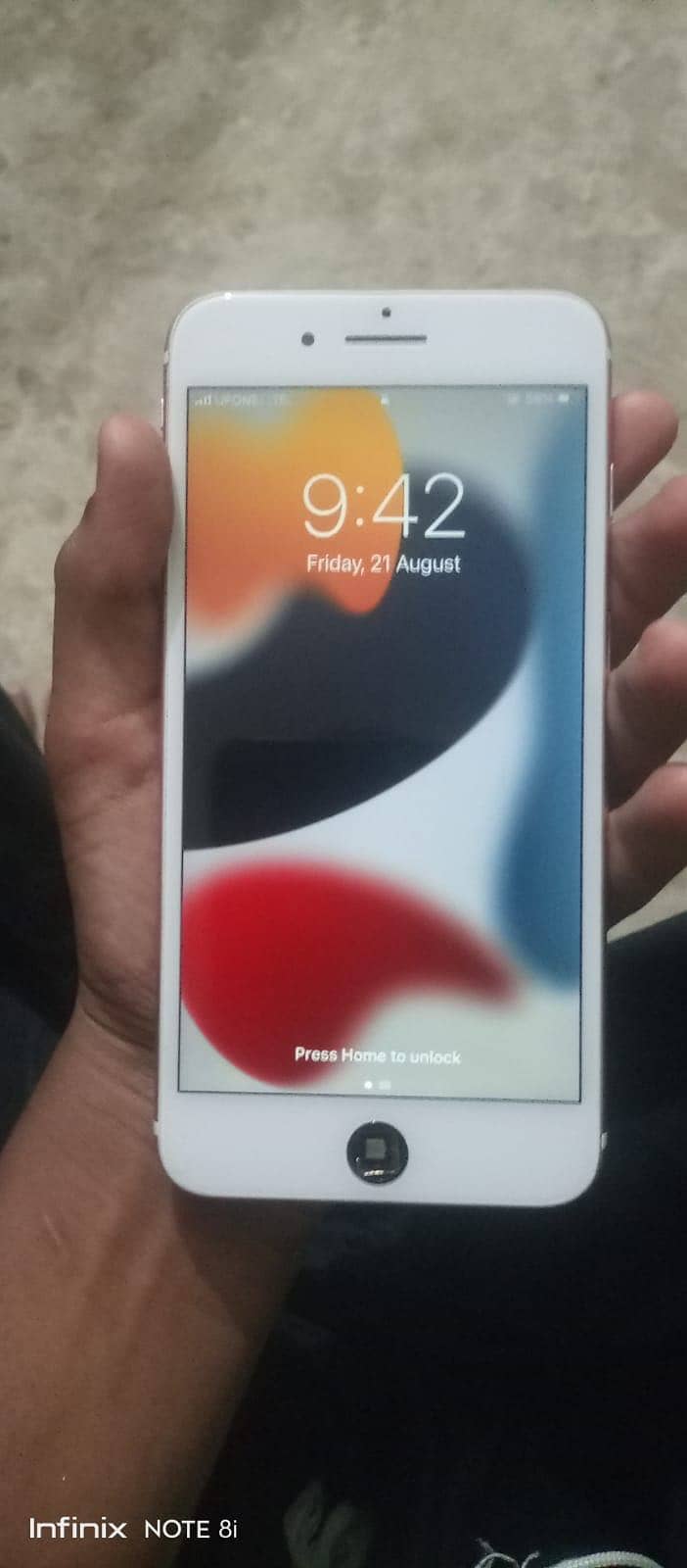 Apple iPhone 7 Plus 4