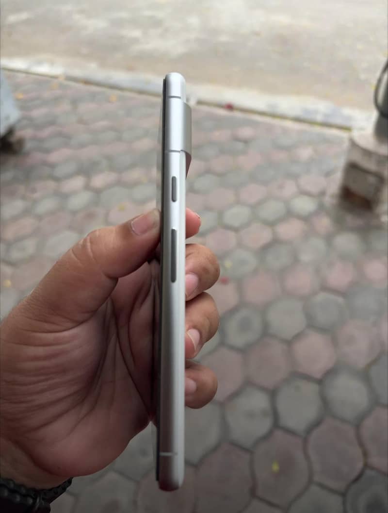 Google Pixel 7 2