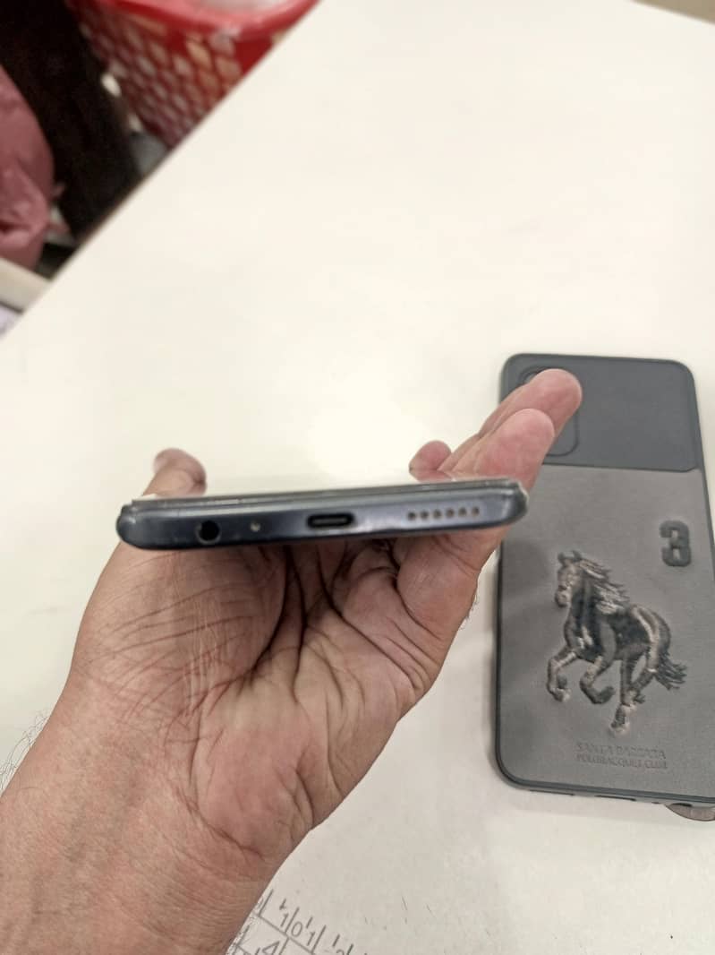 Tecno spark 8 pro 5