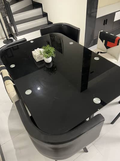 Immaculate Condition 6 Chairs Iron framed Top Tempered Glass Table