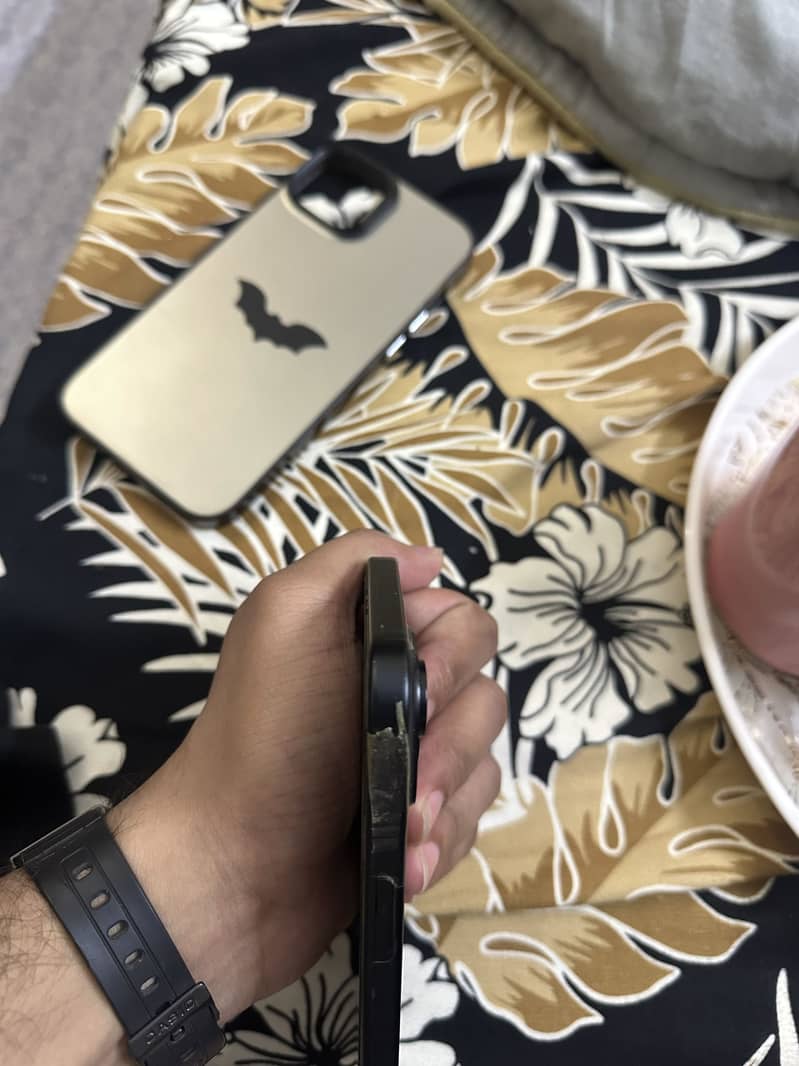 Apple iPhone 15 plus 8