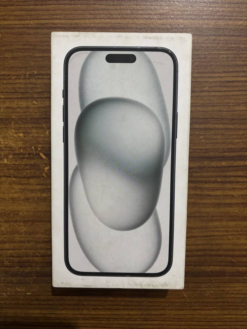Apple iPhone 15 plus 12