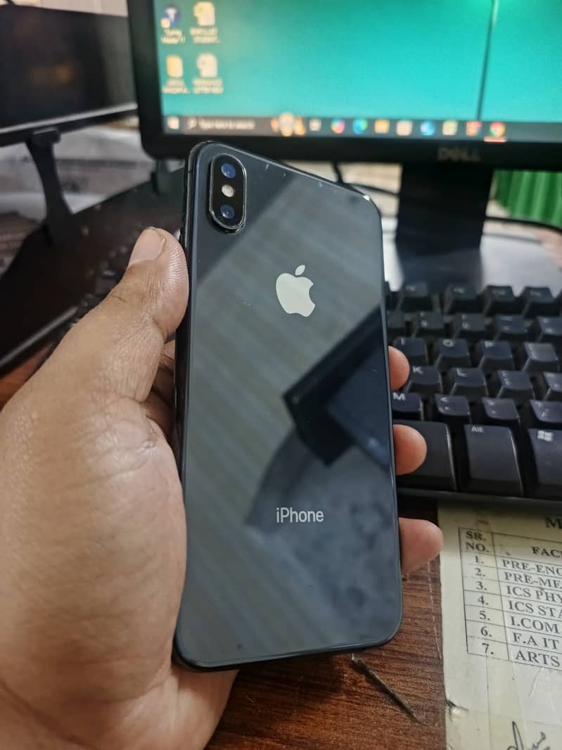 Apple iPhone X 0