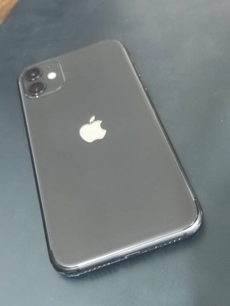 Apple iPhone 11 3