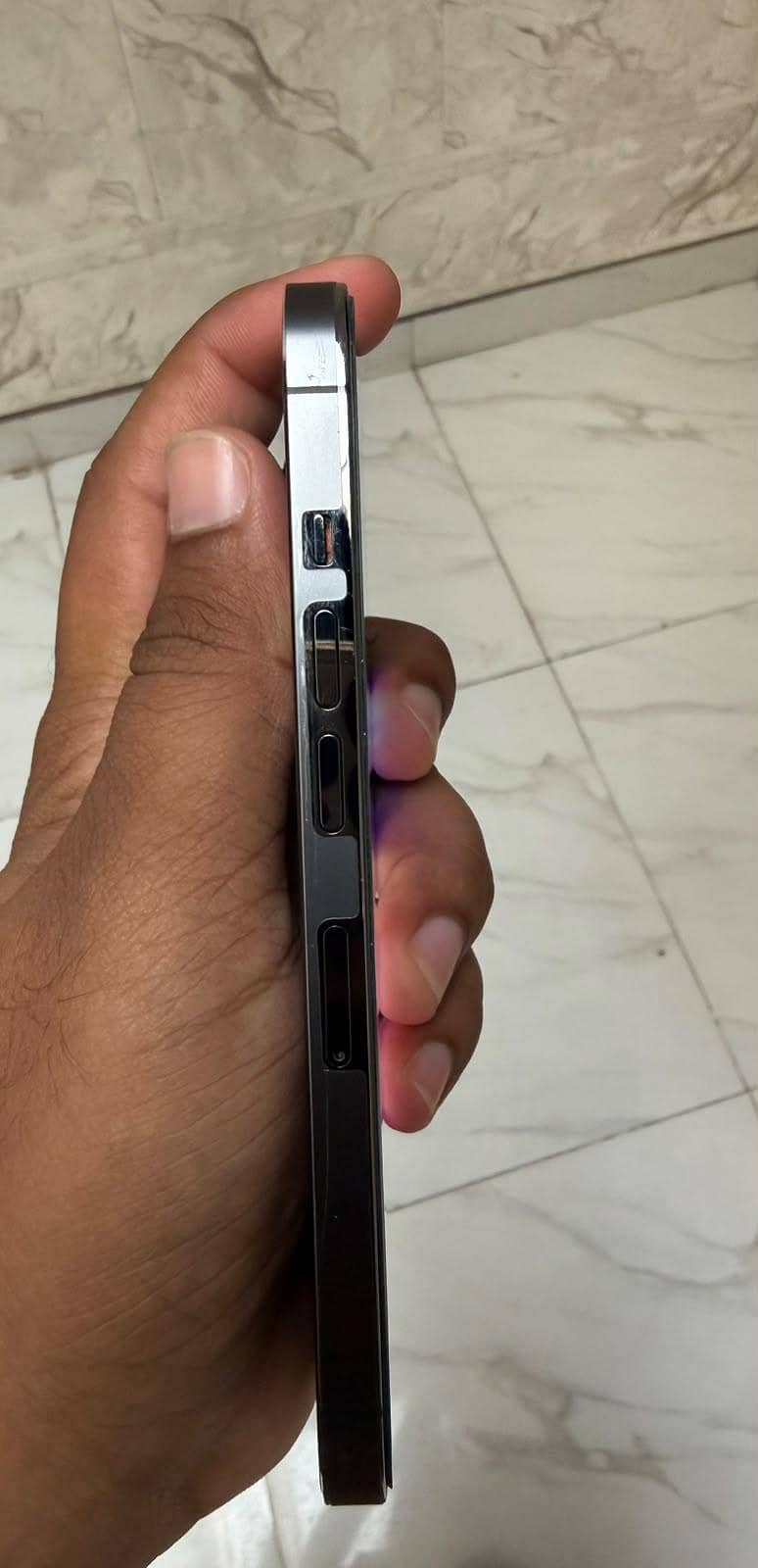Apple iPhone 13 Pro 2