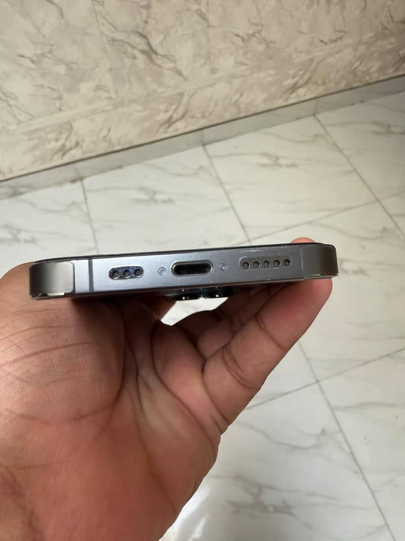 Apple iPhone 13 Pro 3