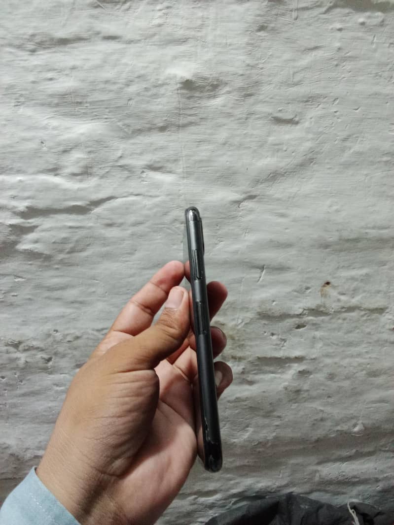 Apple iPhone XS 2