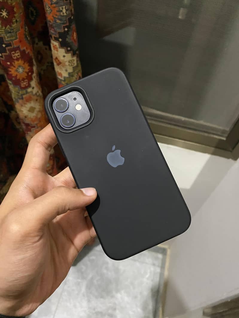 IPhone 12 5