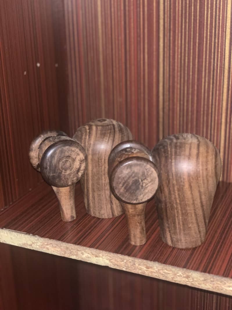Decorations pieces 0