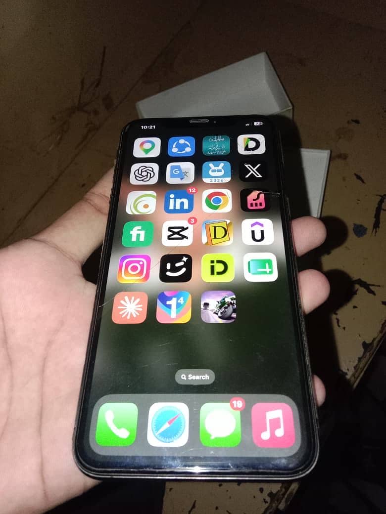 iPhone xs max 1