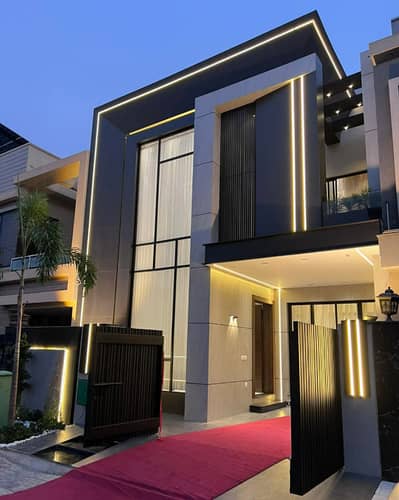 5 Marla Slightly Used House With Sui Gas Available For Sale In Gardenia Block Sector C Bahria Town