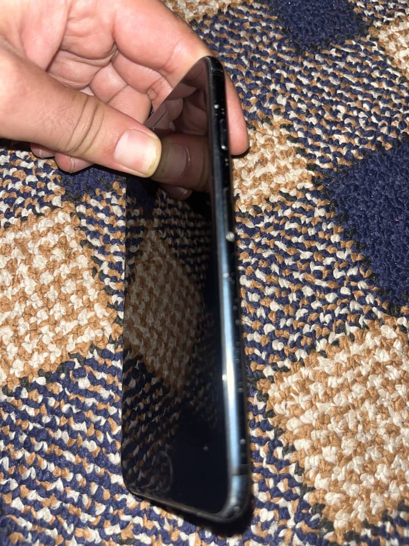 Apple iPhone 7 1