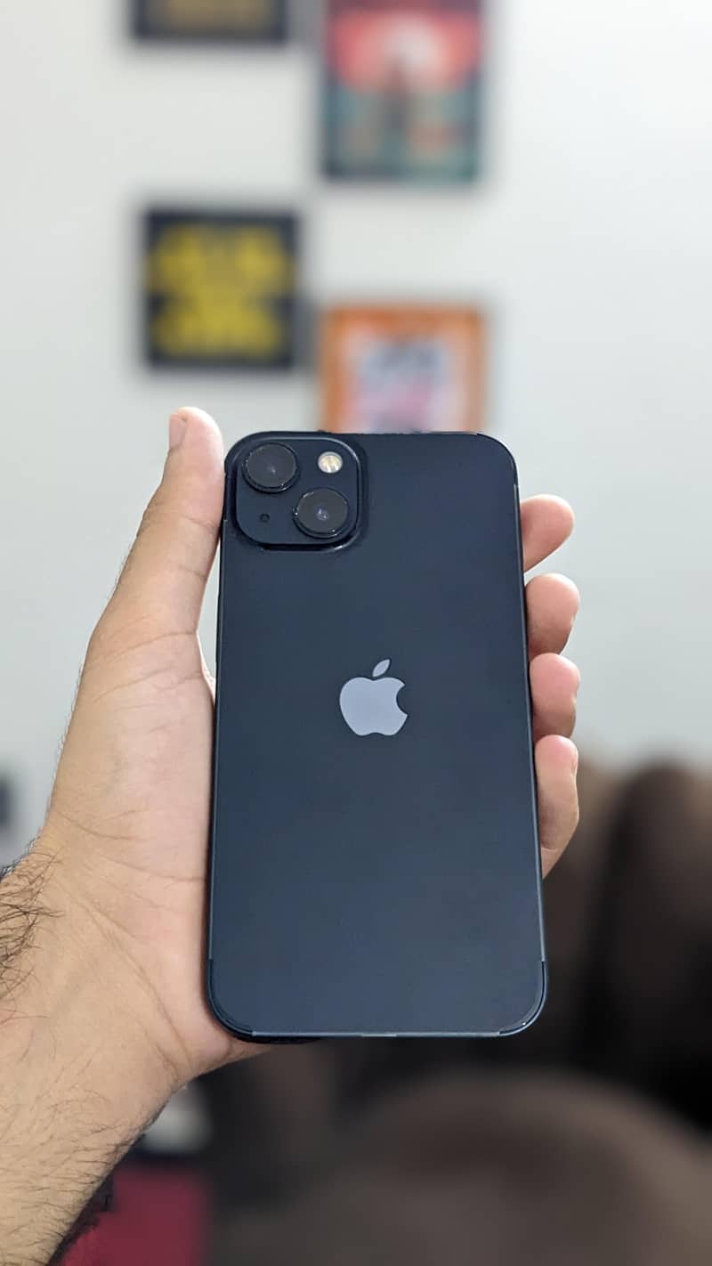 Apple iPhone 13 7